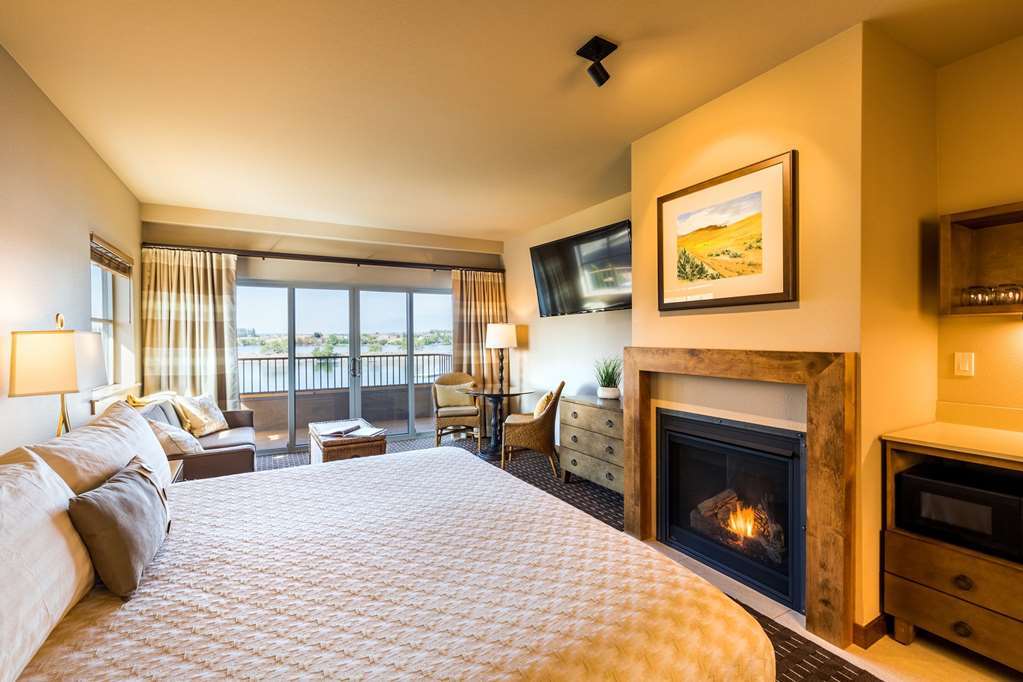 The Lodge At Columbia Point Richland Room photo