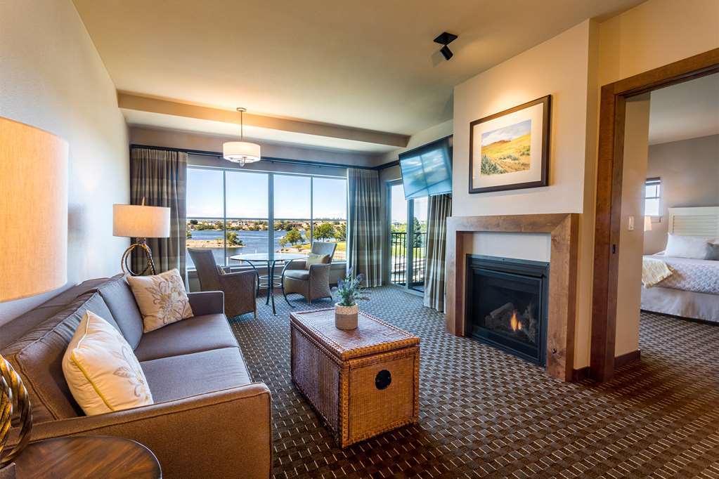 The Lodge At Columbia Point Richland Room photo